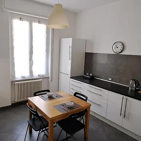 Waterfront * 斯培西亚